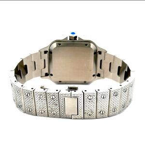 Elegant Silver Smartwatch Case